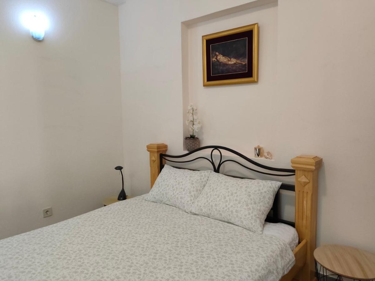 Studio Apartman Rea Kotor Exteriör bild