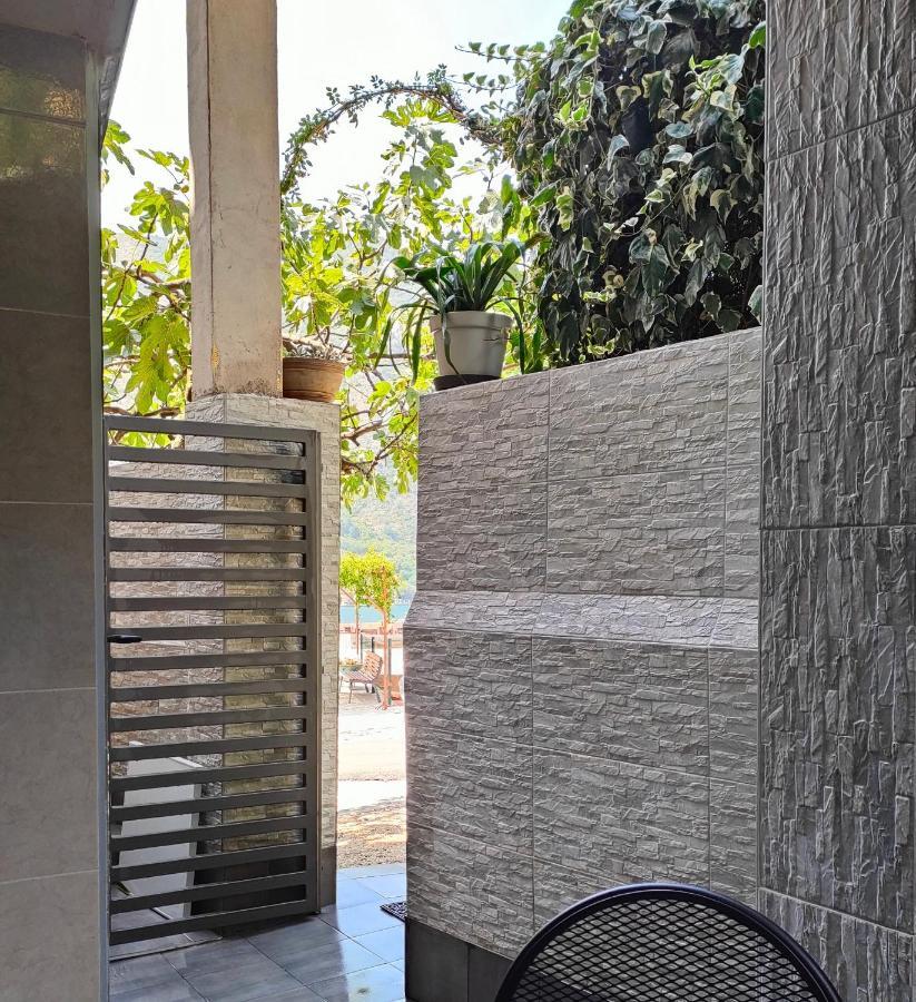 Studio Apartman Rea Kotor Exteriör bild